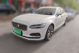沃尔沃S90 2021款 B5 智逸豪华版