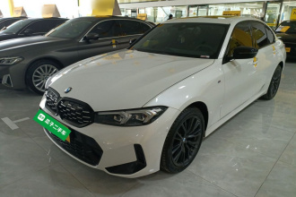 宝马3系 2024款 325i M运动曜夜套装