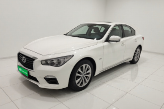 英菲尼迪Q50L 2022款 2.0T 舒适版