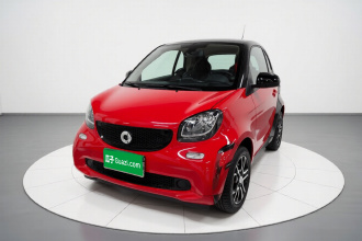smart fortwo 2016款 0.9T 66千瓦硬顶先锋版