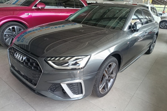 奥迪A4L 2020款 40 TFSI quattro 豪华动感型