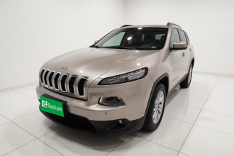 Jeep 自由光 2016款 2.0L 优越版