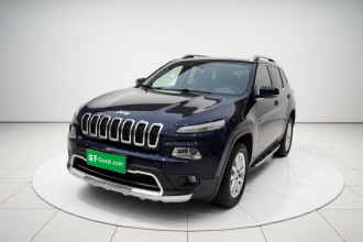 Jeep 自由光 2016款 2.4L 专业智能版