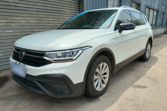 大众 途观L 2024款 出众款 300TSI 自动两驱龙腾版