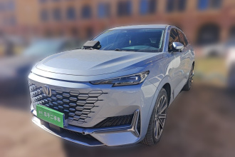 长安UNI-K 2021款 2.0T 全轮驱动尊贵型
