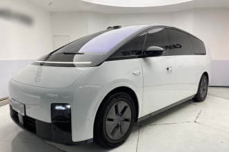 理想汽车 理想MEGA 2025款 Home 家庭特别版