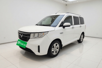五菱汽车 五菱宏光PLUS 2019款 1.5T 手动舒适型 7座