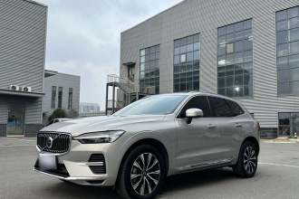 沃尔沃XC60 2024款 B5 四驱智远豪华版