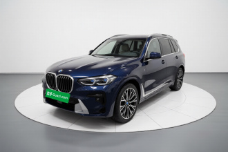 宝马X7 2023款 xDrive40i 领先型豪华套装