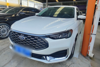 福特 福睿斯 2021款 1.5L 自动铂金版