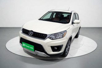北京汽车 绅宝X35 2016款 1.5L 自动豪华版