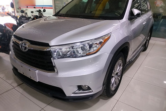丰田 汉兰达 2015款 2.0T 四驱精英版 7座