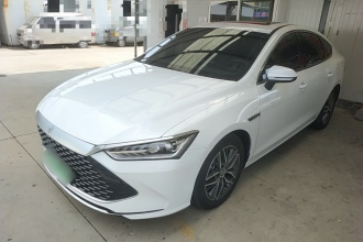 比亚迪 秦PLUS 2021款 DM-i 55KM 旗舰型