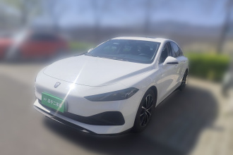 荣威D7 2025款 DMH 125km 世界冠军版