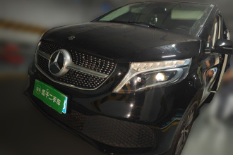 奔驰V级 2020款 V 260 领航版