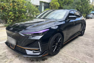 长安UNI-V 2023款 1.5T 运动版