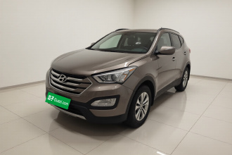 现代 胜达 2013款 改款 2.4L 自动四驱尊贵型