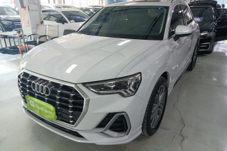 奥迪Q3 2023款 改款 40 TFSI 时尚动感型
