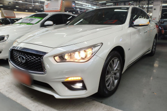 英菲尼迪Q50L 2022款 2.0T 舒适版