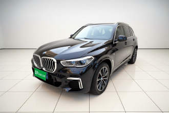 宝马X5 2022款 xDrive 30Li 尊享型M运动套装