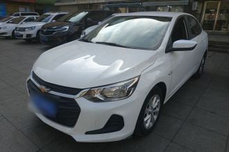 雪佛兰 科沃兹 2022款 325T 自动欣悦版