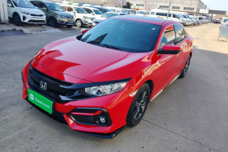 本田 思域 2021款 HATCHBACK 220TURBO CVT新锐控