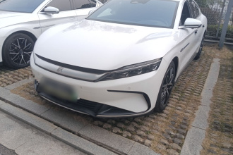 比亚迪 汉 2022款 EV 创世版 610KM四驱尊享型