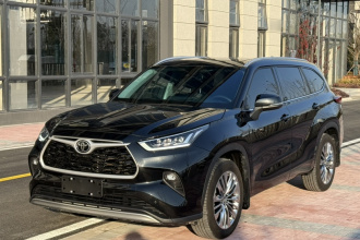 丰田 汉兰达 2024款 2.5L智能电混双擎四驱尊贵版 7座