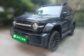 超境汽车 共创坦克300 2023款 2.0T 赛博骑士