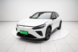 哪吒汽车 哪吒L 2024款 增程 310 闪充红衣版