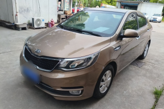 起亚K2 2015款 三厢 1.4L MT GLS