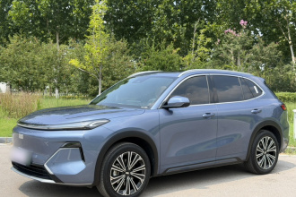 吉利银河 银河星舰7 EM-i 2025款 120km 领航版