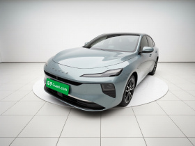 荣威D6 2025款 450km 尊享版