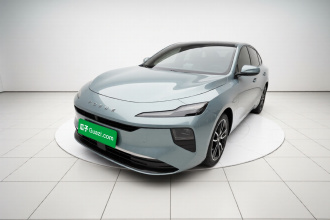 荣威D6 2025款 450km 尊享版