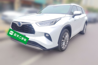 丰田 汉兰达 2022款 双擎 2.5L 四驱尊贵版 7座