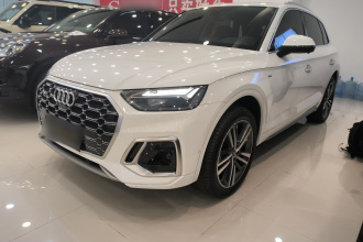 奥迪Q5L 2022款 改款 40T 豪华动感型