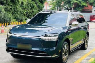 鸿蒙智行 问界M9 2024款 增程 Ultra版 42kWh 6座版