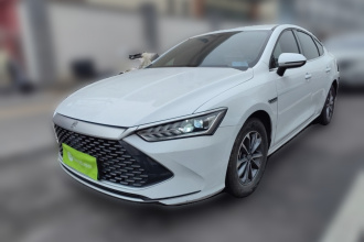 比亚迪 秦PLUS 2024款 荣耀版 DM-i 55KM领先型