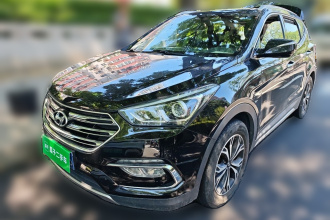 现代 胜达 2017款 2.0T 自动四驱智能型 7座