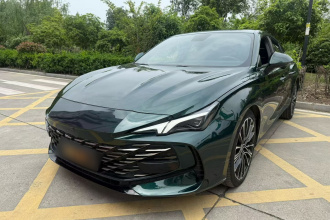 名爵 MG7 2023款 2.0T 自动猎美尊享版