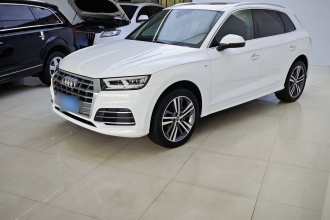 奥迪Q5L 2018款 45 TFSI 尊享运动型 国V