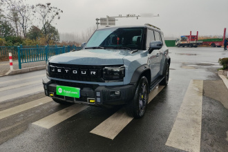 捷途旅行者 2023款 2.0T 四驱穿越PRO