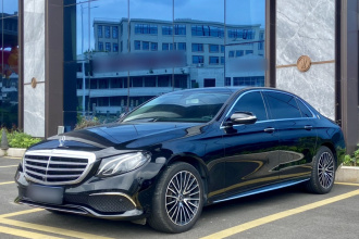 奔驰E级 2018款 改款 E 300 L 运动豪华型