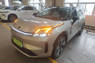 领克08 EM-P 2023款 220km 四驱性能Halo