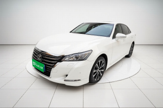 丰田 皇冠 2018款 2.0T 时尚版