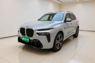 宝马X7 2023款 xDrive40i 领先型豪华套装