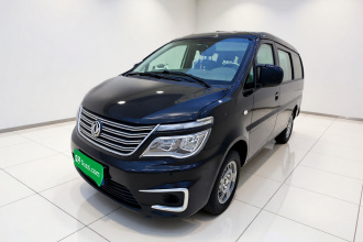 东风风行 菱智 2019款  M5L 1.6L 9座基本型 国VI