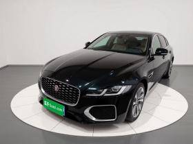 捷豹XFL 2022款 XFL 2.0T P200 两驱精英豪华版