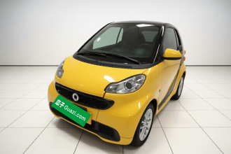 smart fortwo 2014款 1.0 MHD 硬顶新年特别版