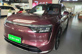 鸿蒙智行 问界M8 2025款 增程 Ultra版 53.4kWh 5座版 (192线激光雷达）